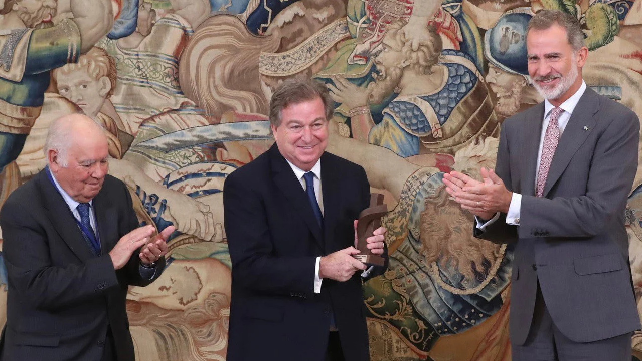 Rey de España entrega premio a Jaime Gilinski por su aporte empresarial en América Latina