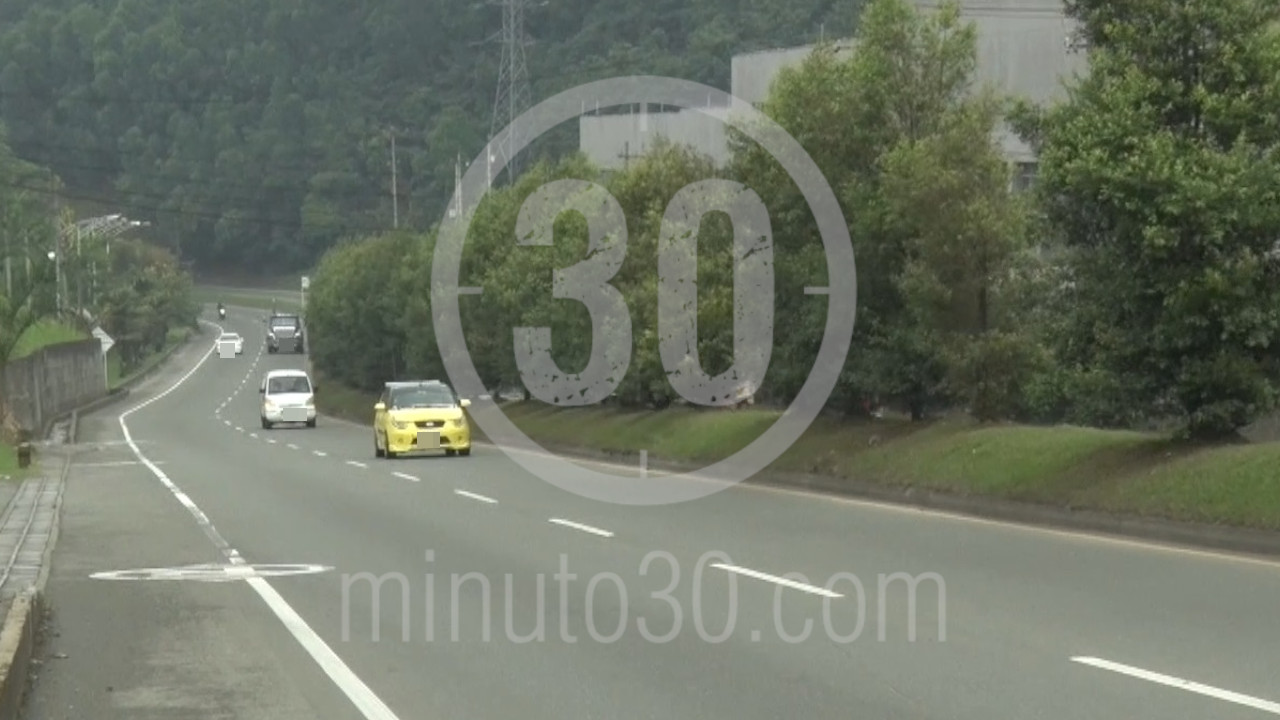 Ciudadanos iban en un carro por la Variante a Caldas cuando los atacaron a bala
