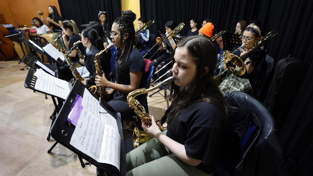 big band femenina bogota