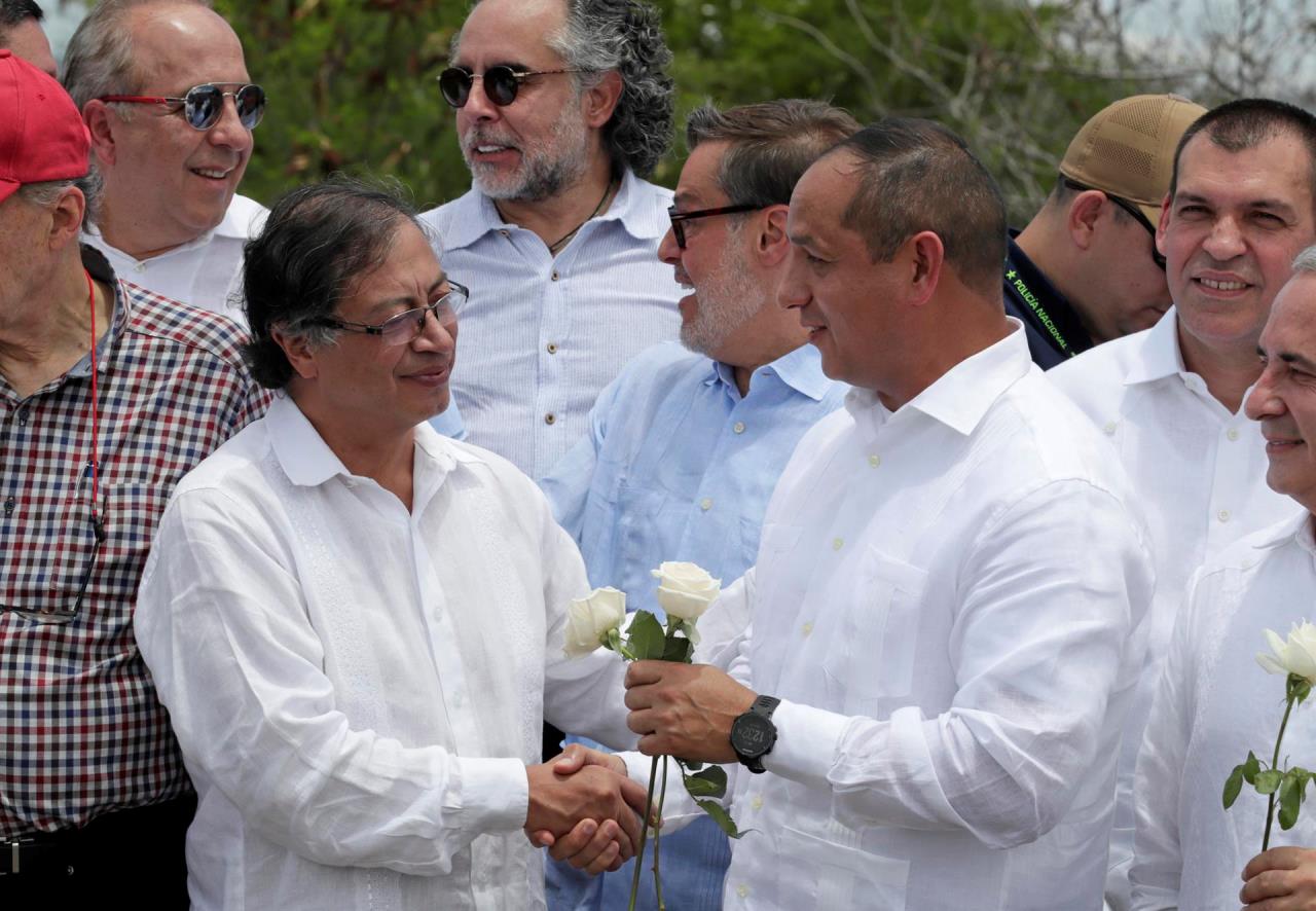 FOTOS Y VIDEO: ¡Al grito de "viva!" Reabierta oficialmente la frontera 3 frontera colombia venezuela2 1