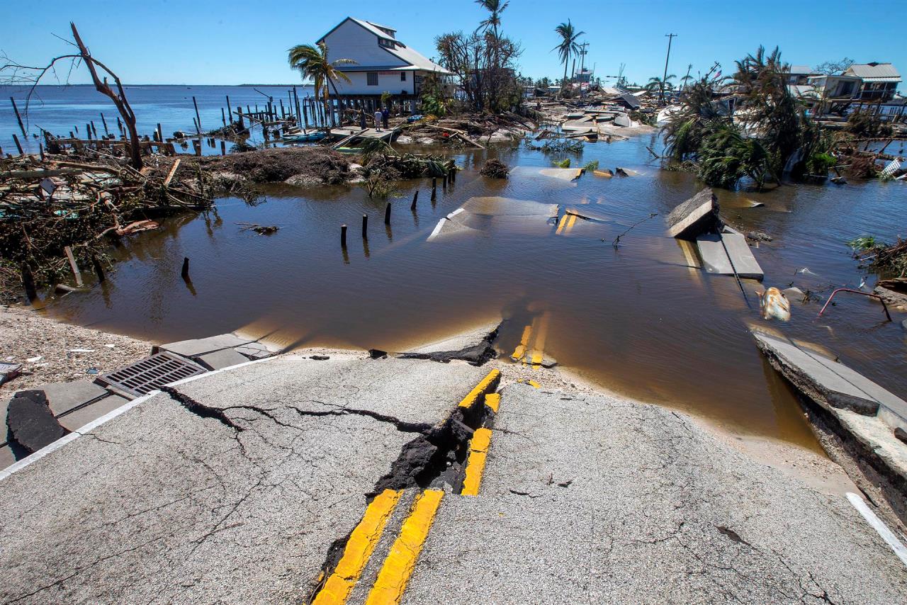 FOTOS: La "zona cero" del huracán Ian parece un campo de batalla 3 ian zona cero1