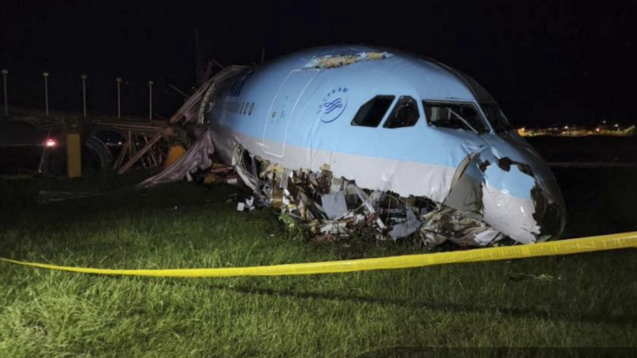 Avión coreano se salió de la pista al llegar a Filipinas
