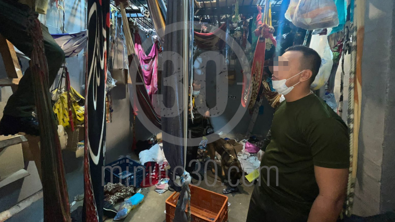 [Video] Mandaron a desocupar los calabozos de Bello