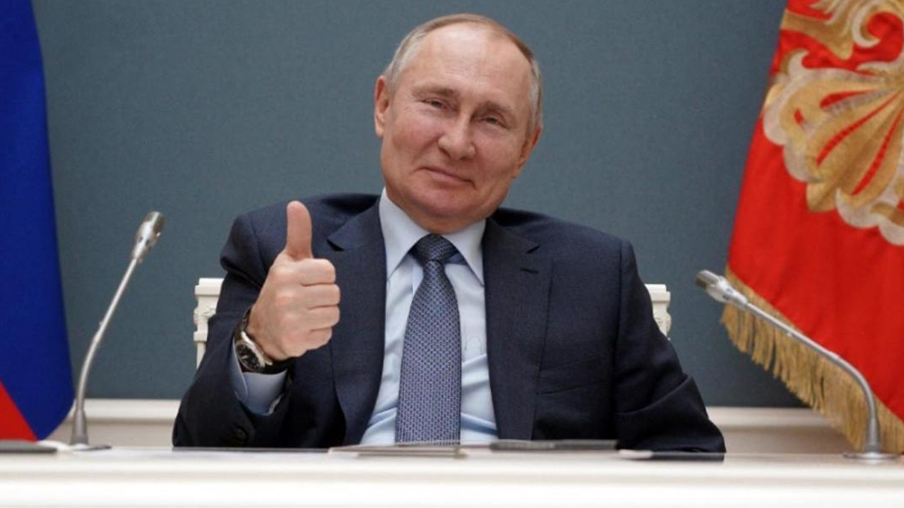 El asombroso regalo que le dieron a Putin por su cumpleaños, ¿Para combatir el hambre?