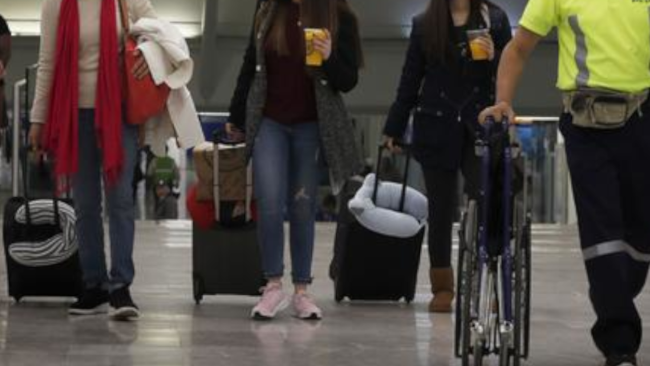 Reunión entre Colombia y México para fijar acuerdo que evite más maltratos a viajeros de este país