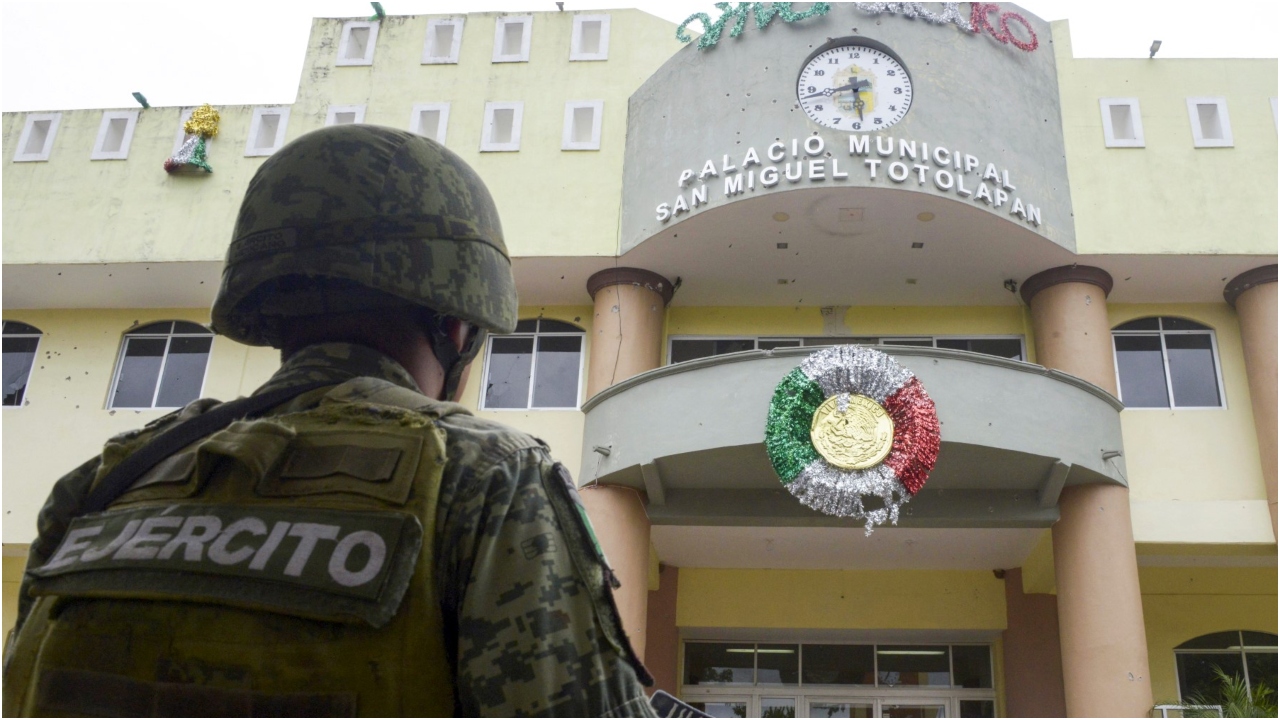 Grupo acusado de masacre en México niega responsabilidad en el hecho