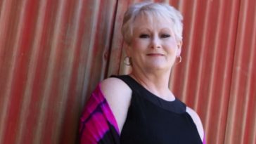 "Estoy orgullosa de mi éxito": mujer de 70 años abrió Onlyfans