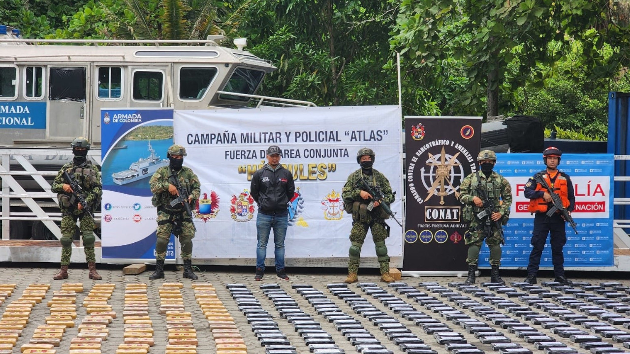 Incautan cargamento de cocaína avaluada en más de 33 millones de dólares