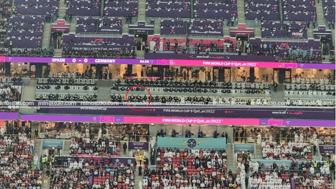 Ramón Jesurúm disfruta del Mundial Qatar en el palco principal