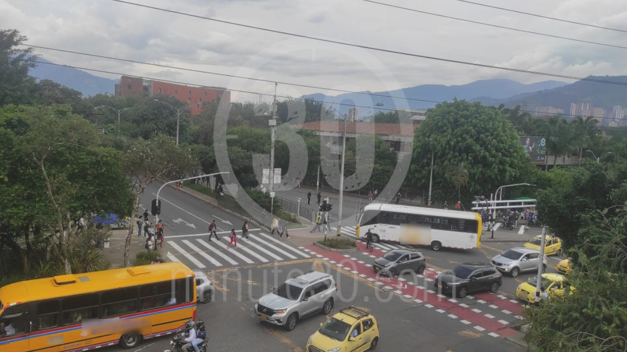 Encapuchados no dan paso en Las Vegas, a la altura del 'Poli'