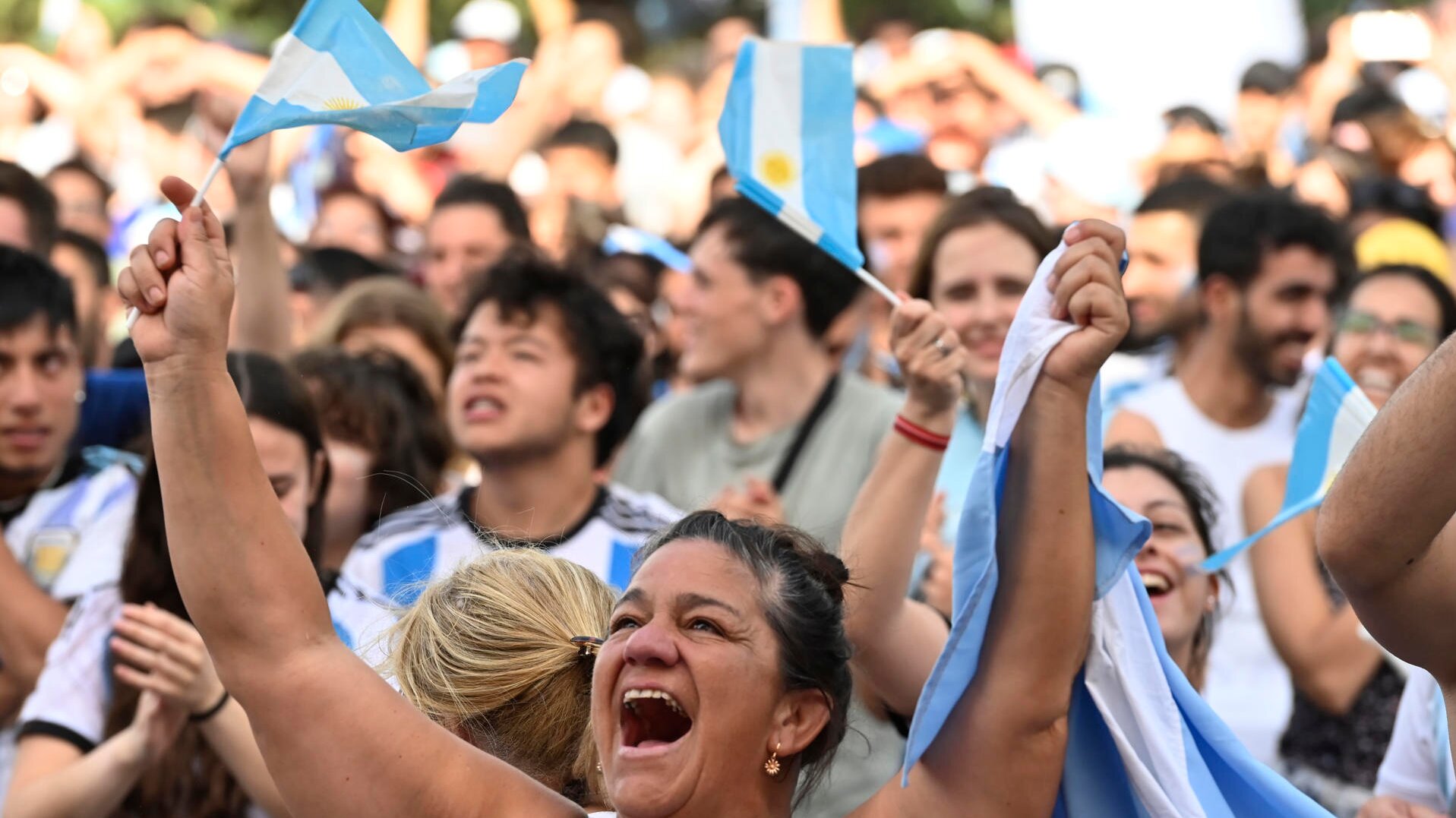 Argentina jugó su “mejor partido” para llegar a octavos, según prensa local