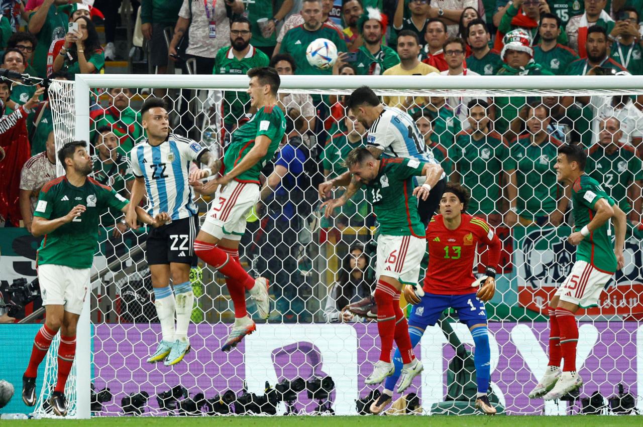 GALERIA DE FOTOS: Messi deshace el lío ante México 6 argentina mexico05 1