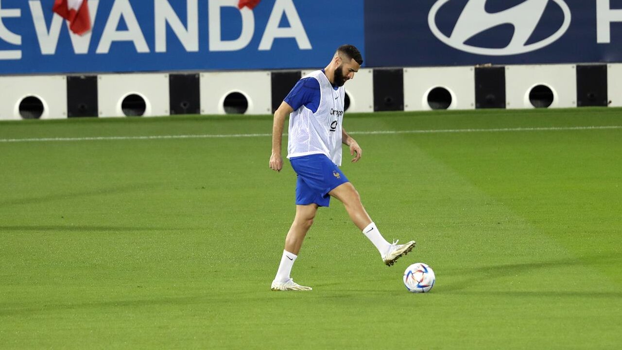 Benzema podría volver a la concentración de Francia si se recupera