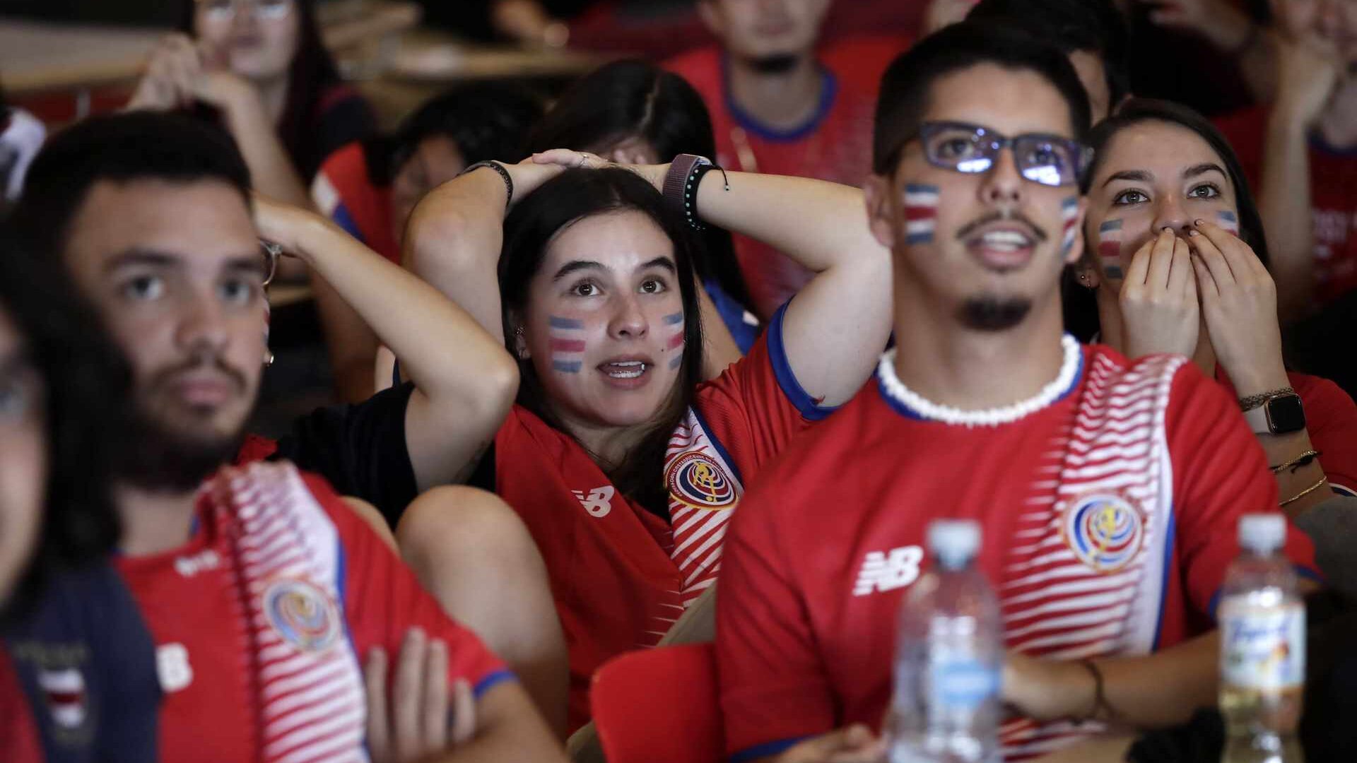 costa rica fans