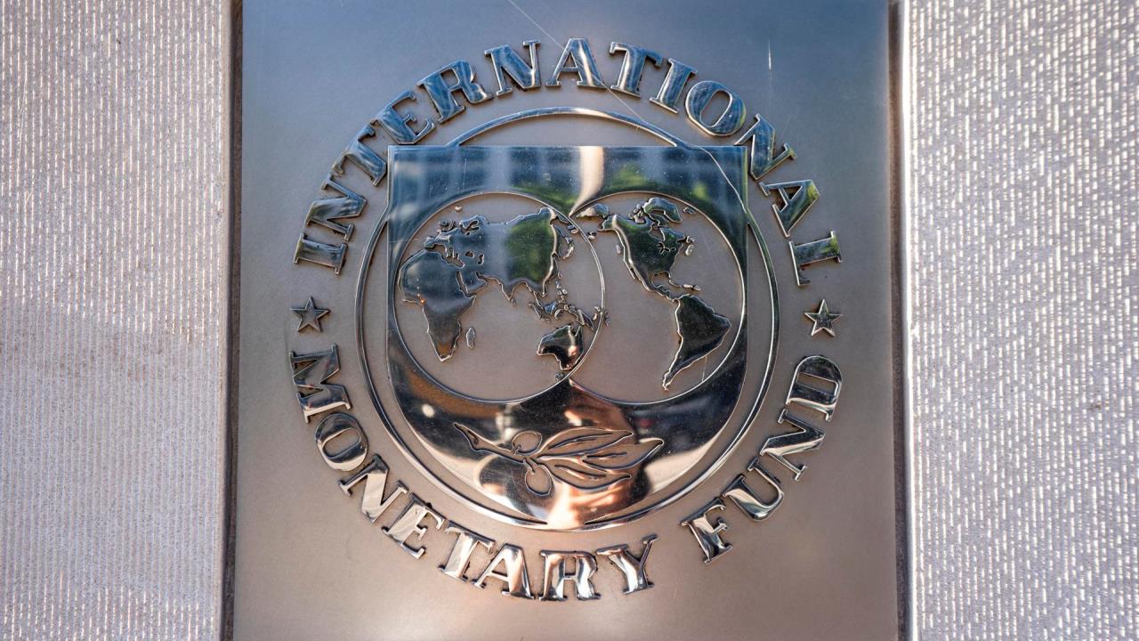 Una comitiva argentina viaja a Washington para negociar el desembolso del FMI