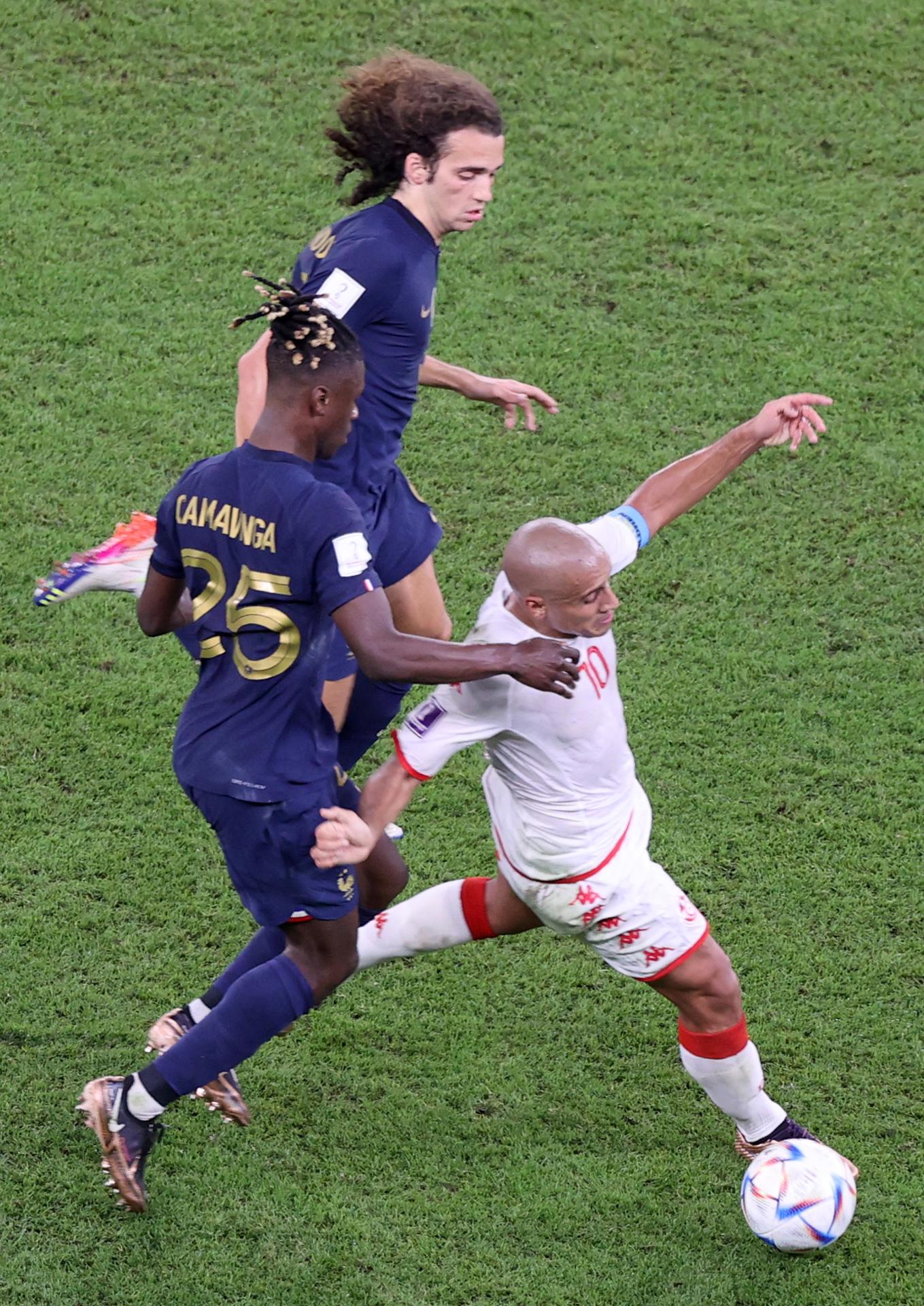 GALERIA DE FOTOS: "El campeón" cae ante el último de su grupo 3 francia tunez2