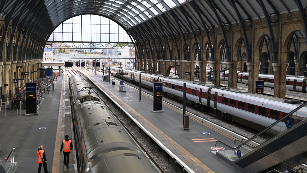 Cuatro huelgas paralizarán los trenes en el Reino Unido en diciembre y enero