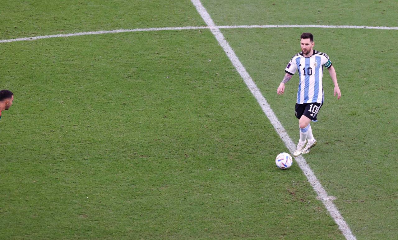 FOTOS: Decisivo Messi, notable Otamendi 3 MESSI OTAMENDI