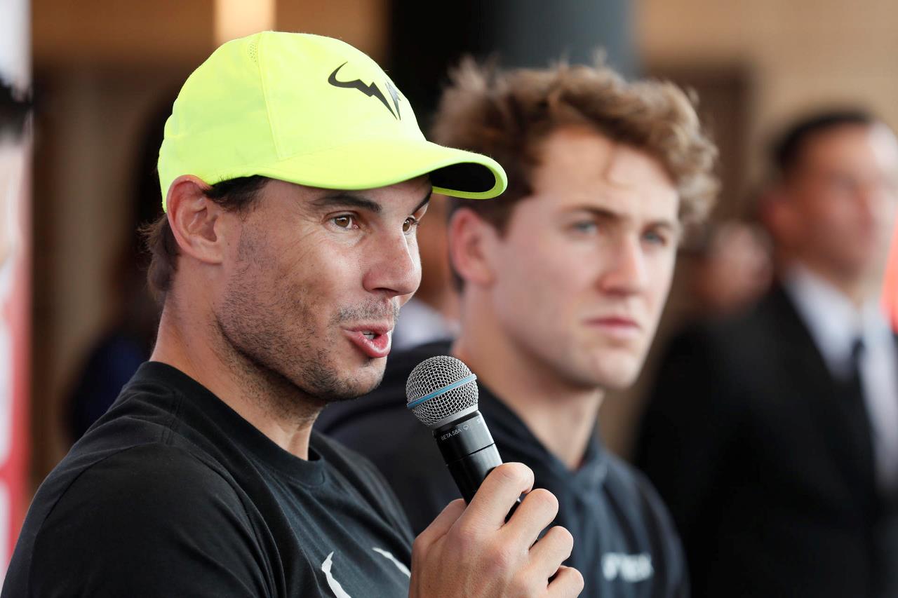 FOTOS Y VIDEO: Nadal en Bogotá, habla de su carrera y su "rivalidad" con Federer y Djokovic 3 nadal en bogota2