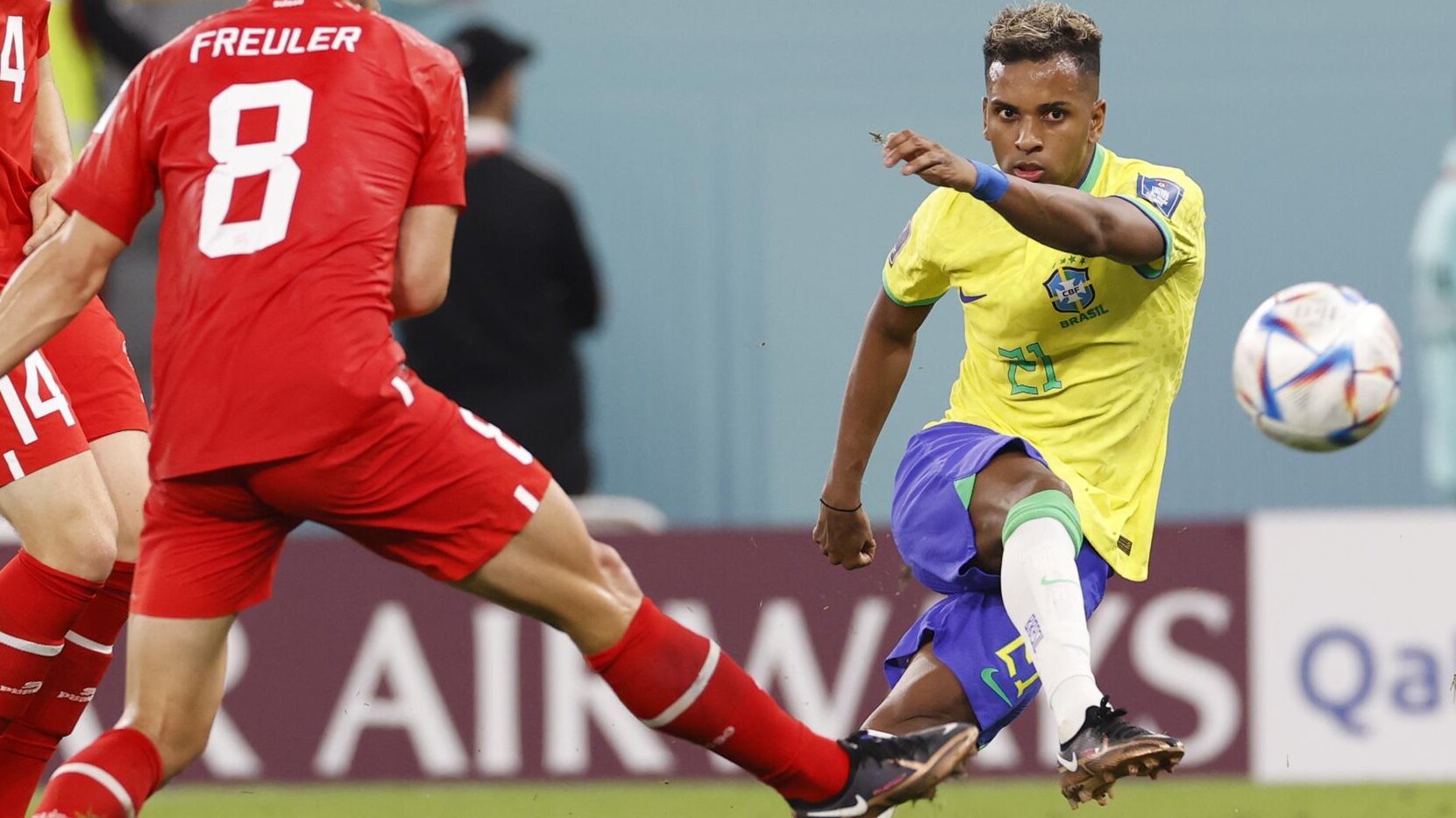 Bien Paquetá, mejor Rodrygo