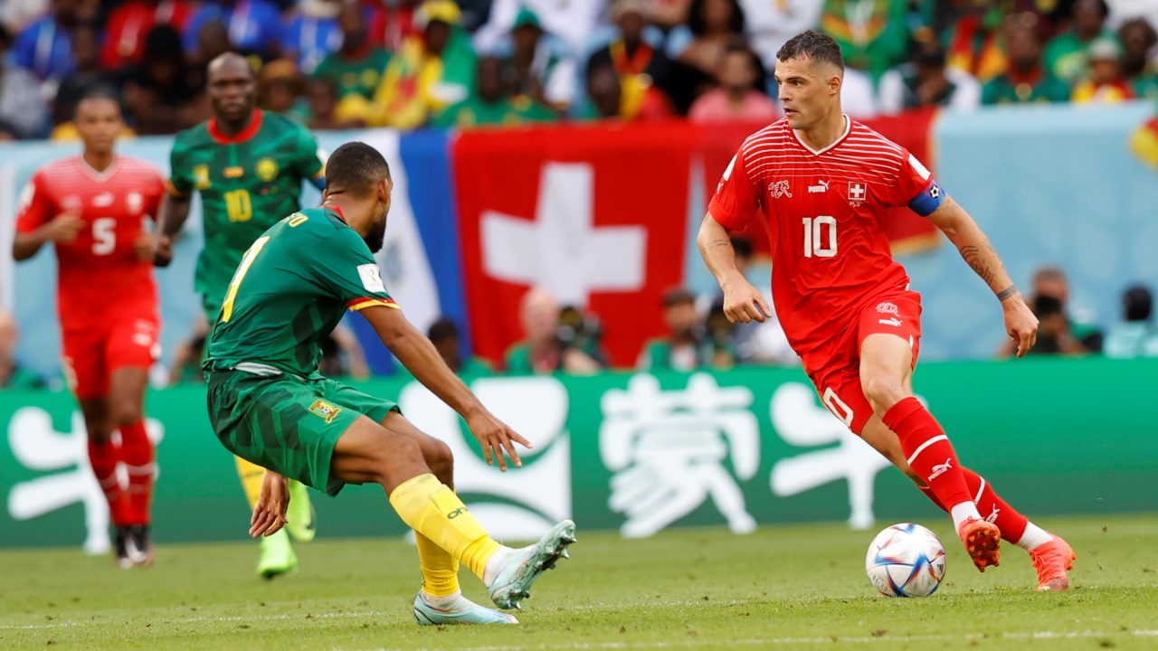 GALERIA DE FOTOS: ¡No hay cuña que más apriete! Embolo da el primer triunfo a Suiza y condena a Camerún (1-0) 12 suiza camerun