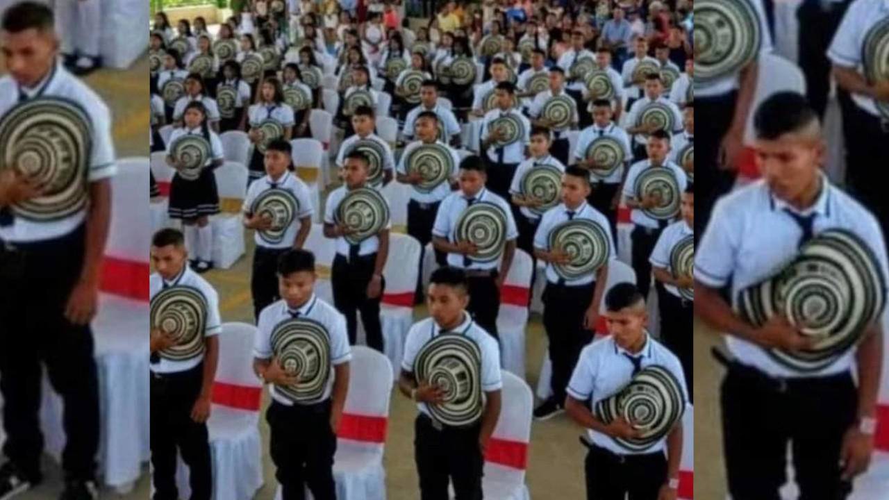 Jóvenes en Tuchín se graduaron con sombrero vueltiao en vez de birrete