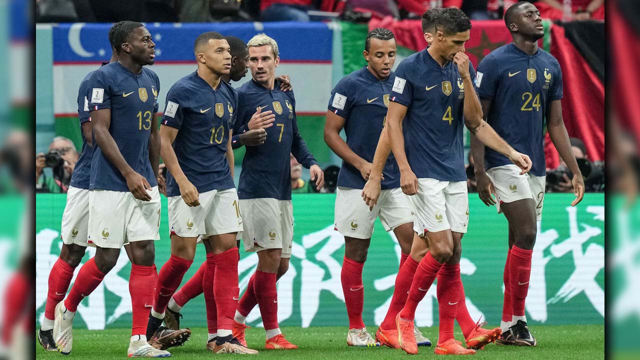 ¡Alarma en Francia! Dos nuevos jugadores se contagian por un virus