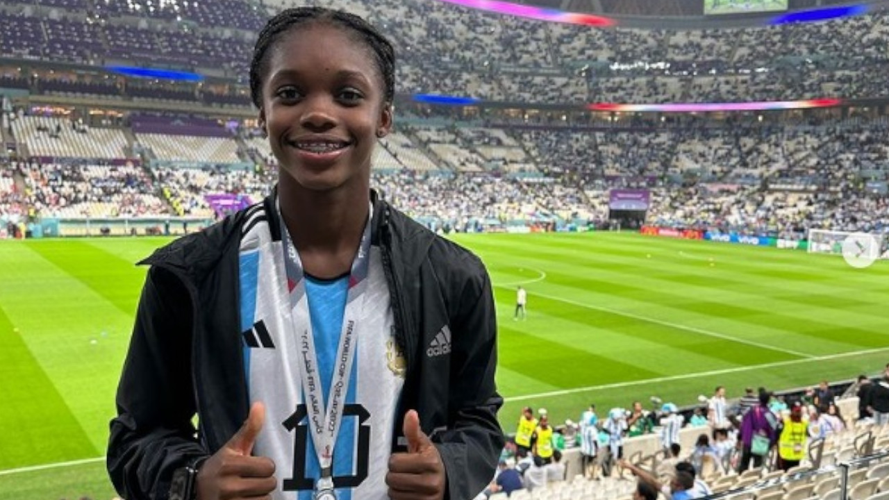 Linda Caicedo se fue a Qatar a ver ganar a Messi