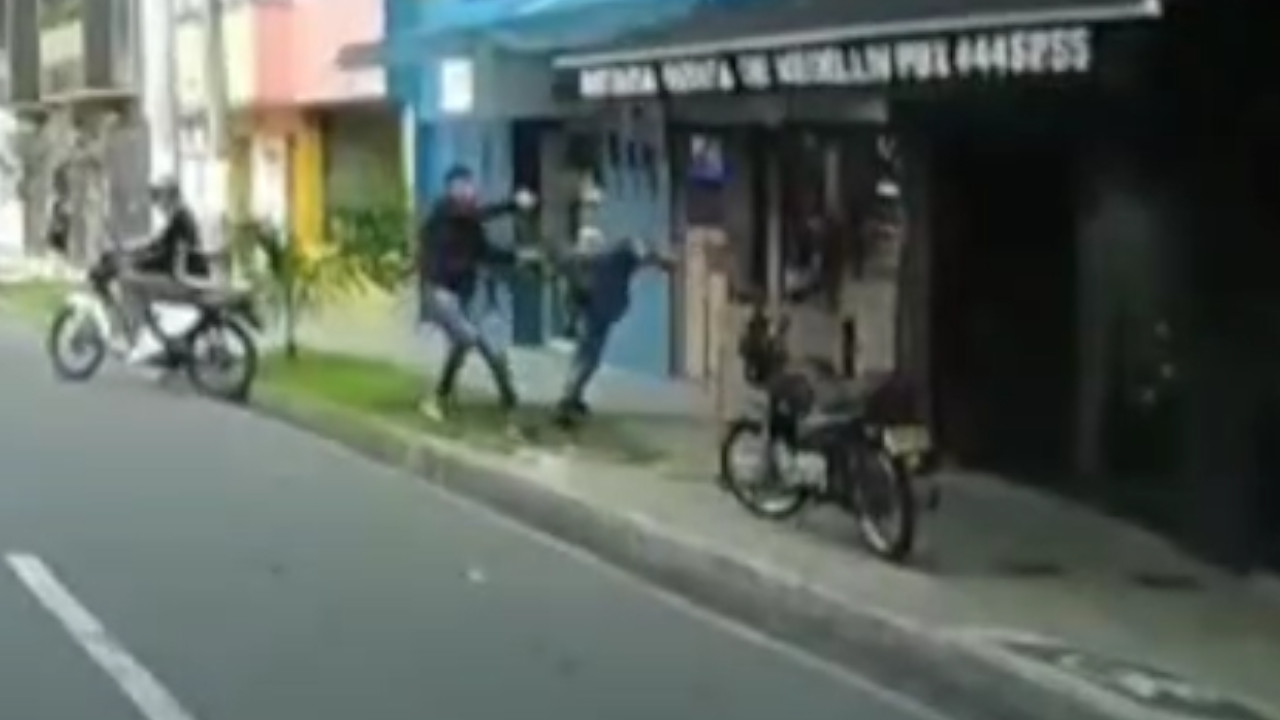 ¡Qué susto! Un hombre a pesar de recibir múltiples disparos, no se dejó robar