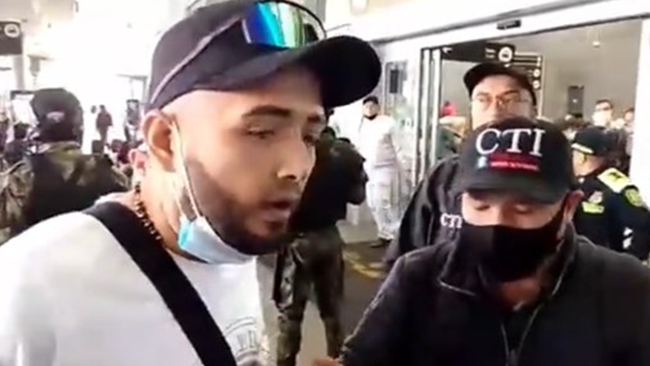 Contratista del PAE estaría implicado en amenazas contra servidores públicos, homicidios y atentados en Amazonas