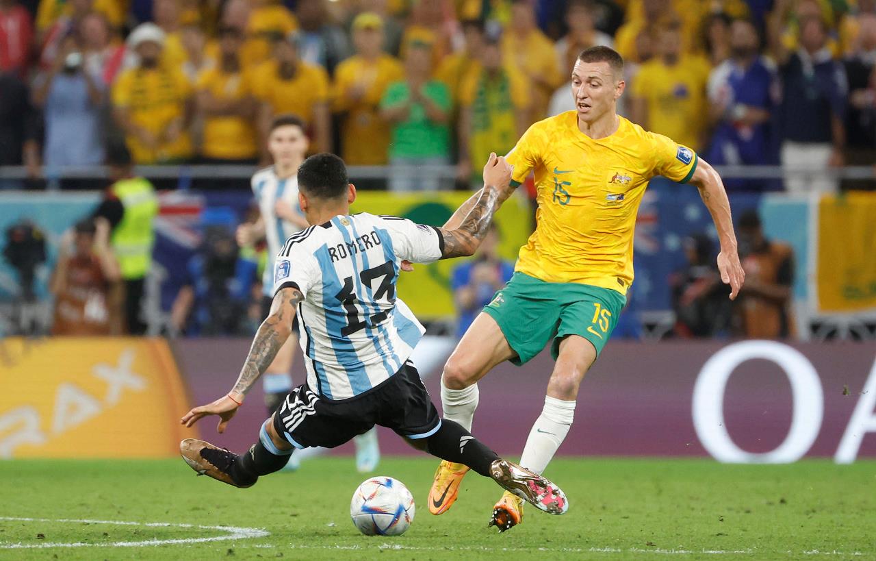 GALERIA DE FOTOS: 2-1. Messi alcanza los mil y Argentina los cuartos 7 argentina australia05