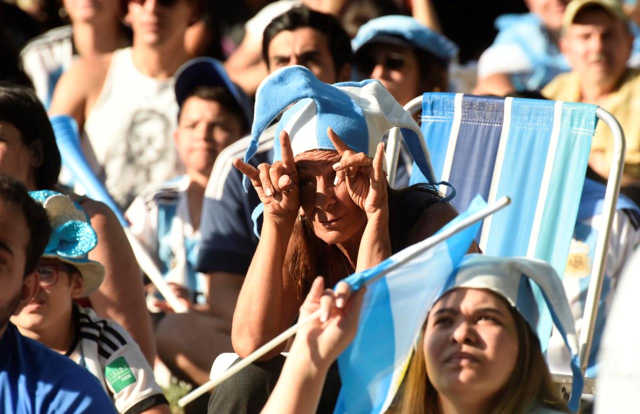 GALERIA DE FOTOS: En Argentina celebran el paso de su Selección a cuartos de final 3 argentina celebra cuartos01