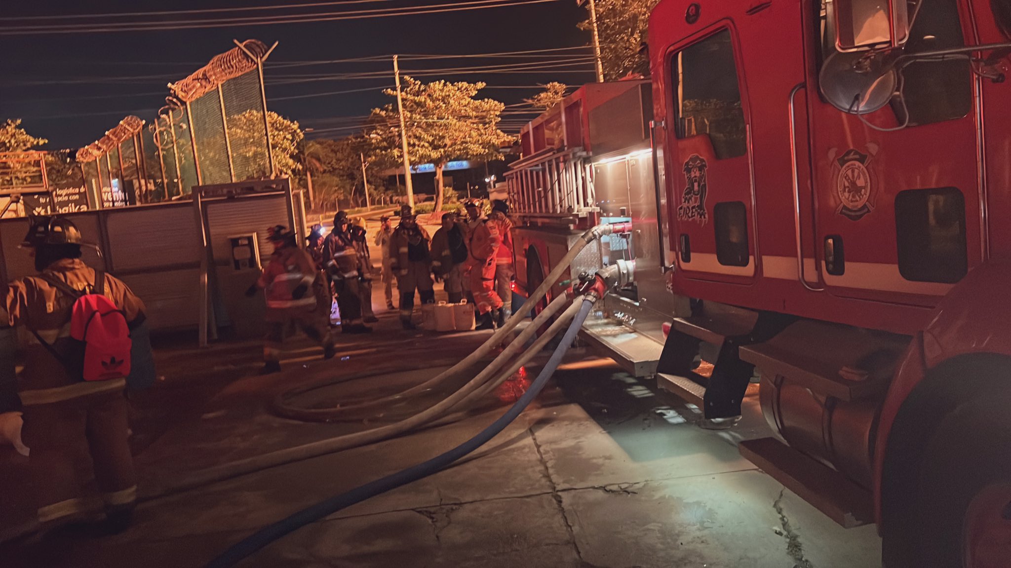 bomberos en emergencia de barranquilla