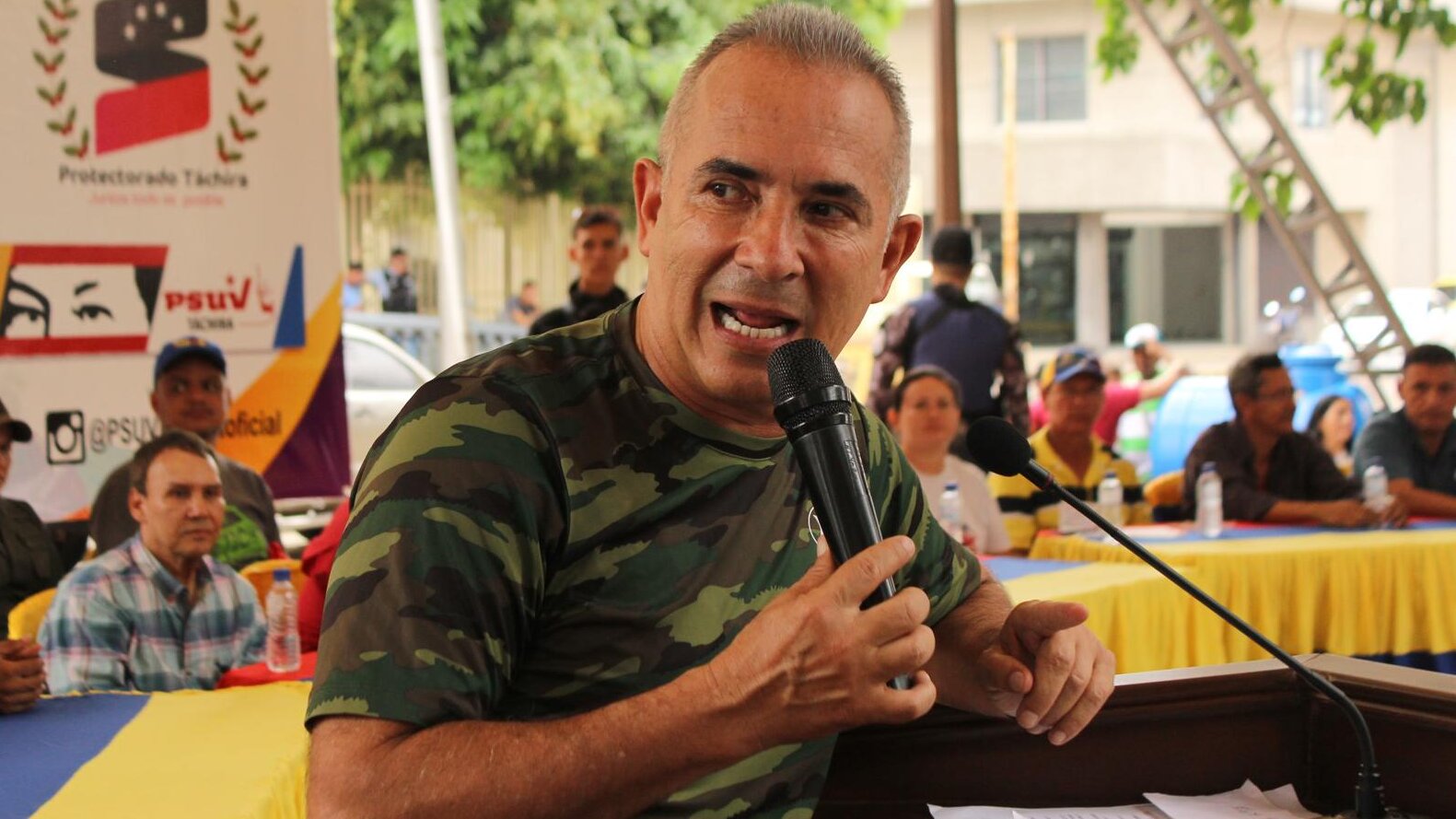 detienen a dos persona en la frontera Ven-Col