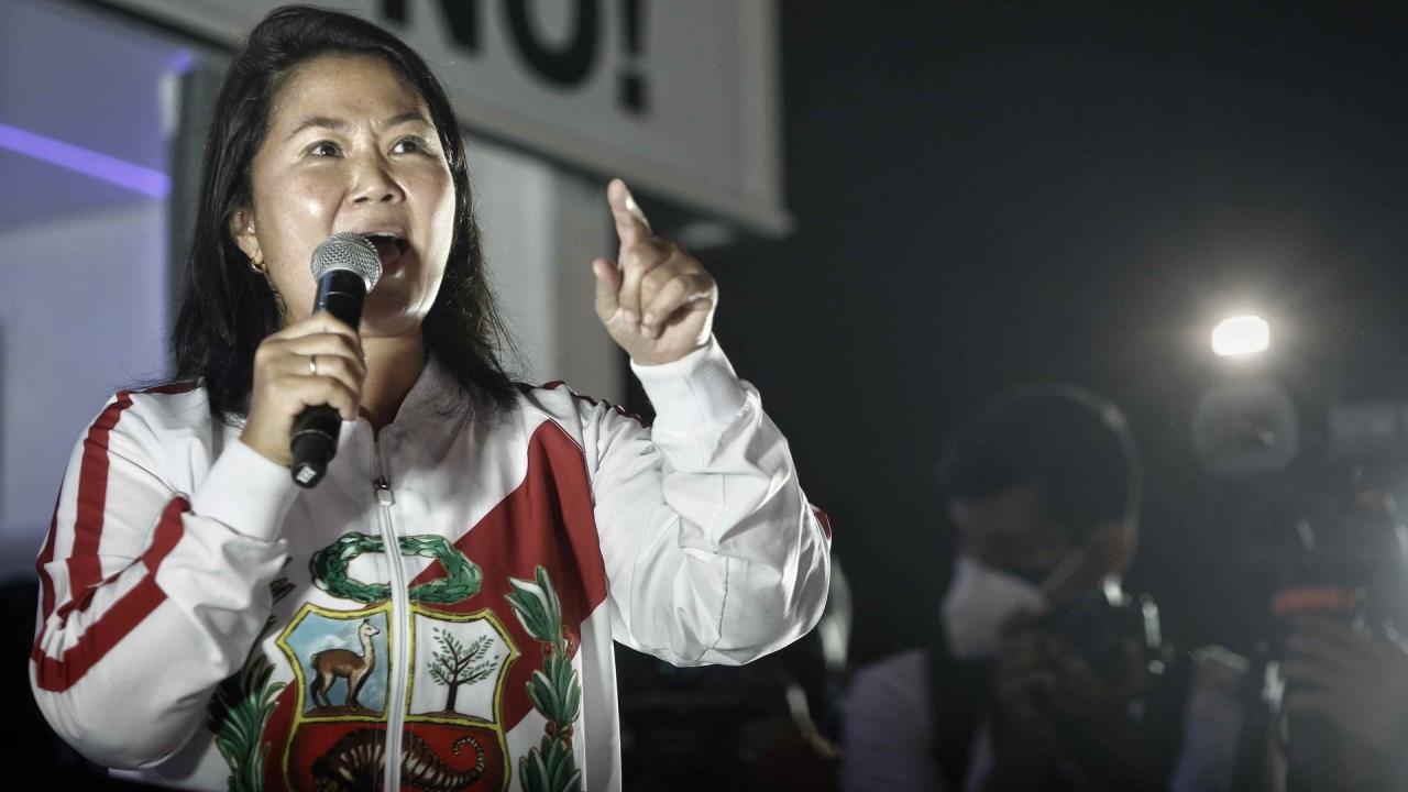 Keiko Fujimori insta a las FFAA a "respaldar el orden constitucional" de Perú