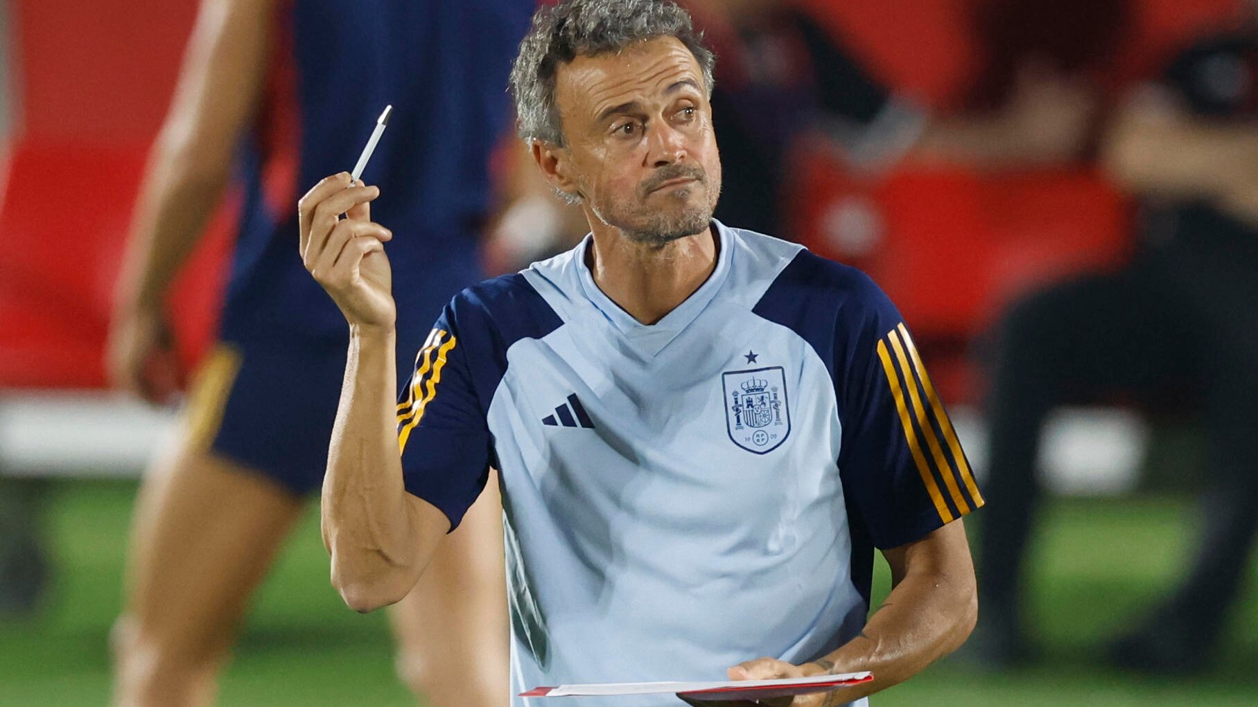 Luis Enrique revoluciona el once con cinco cambios