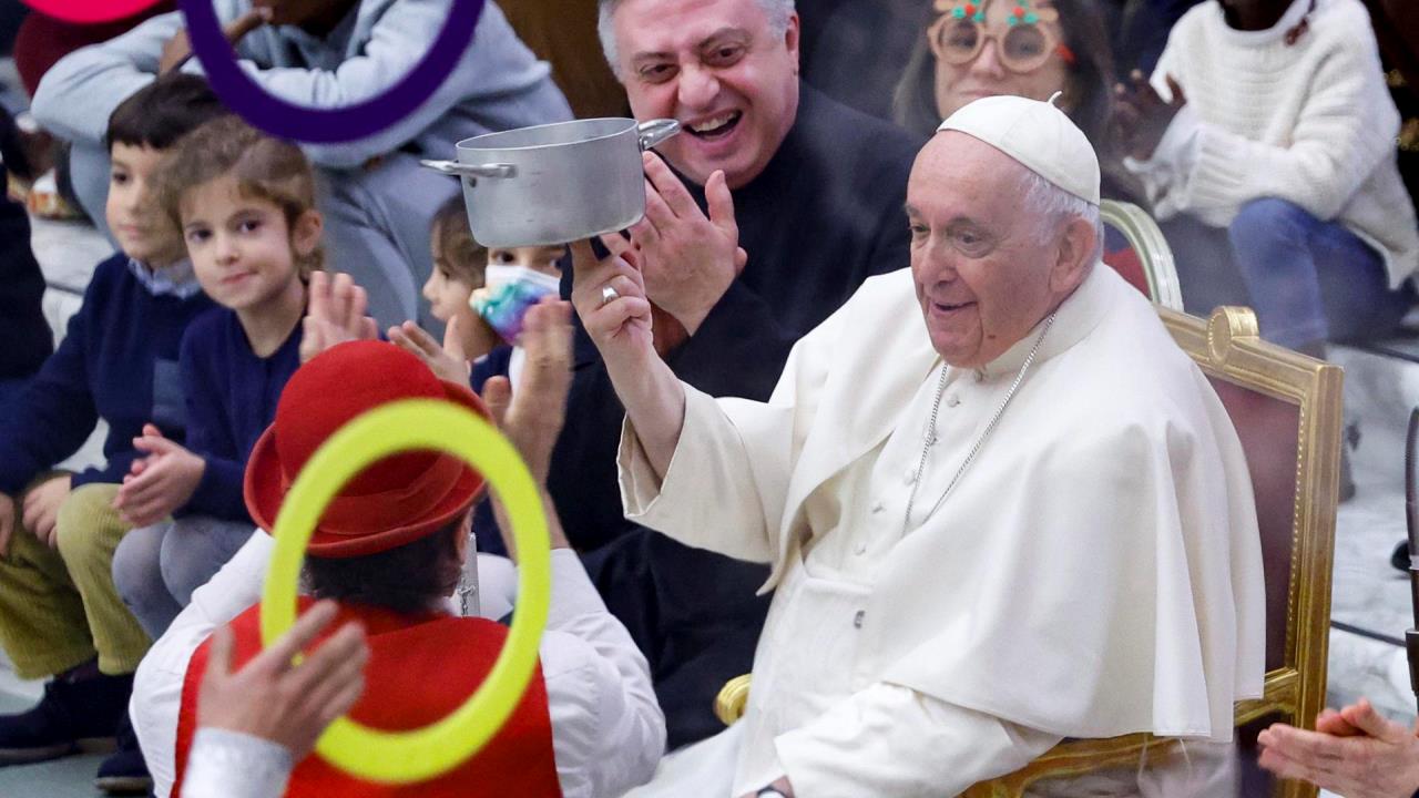 El papa: "Ya he firmado mi renuncia" en caso de impedimento médico