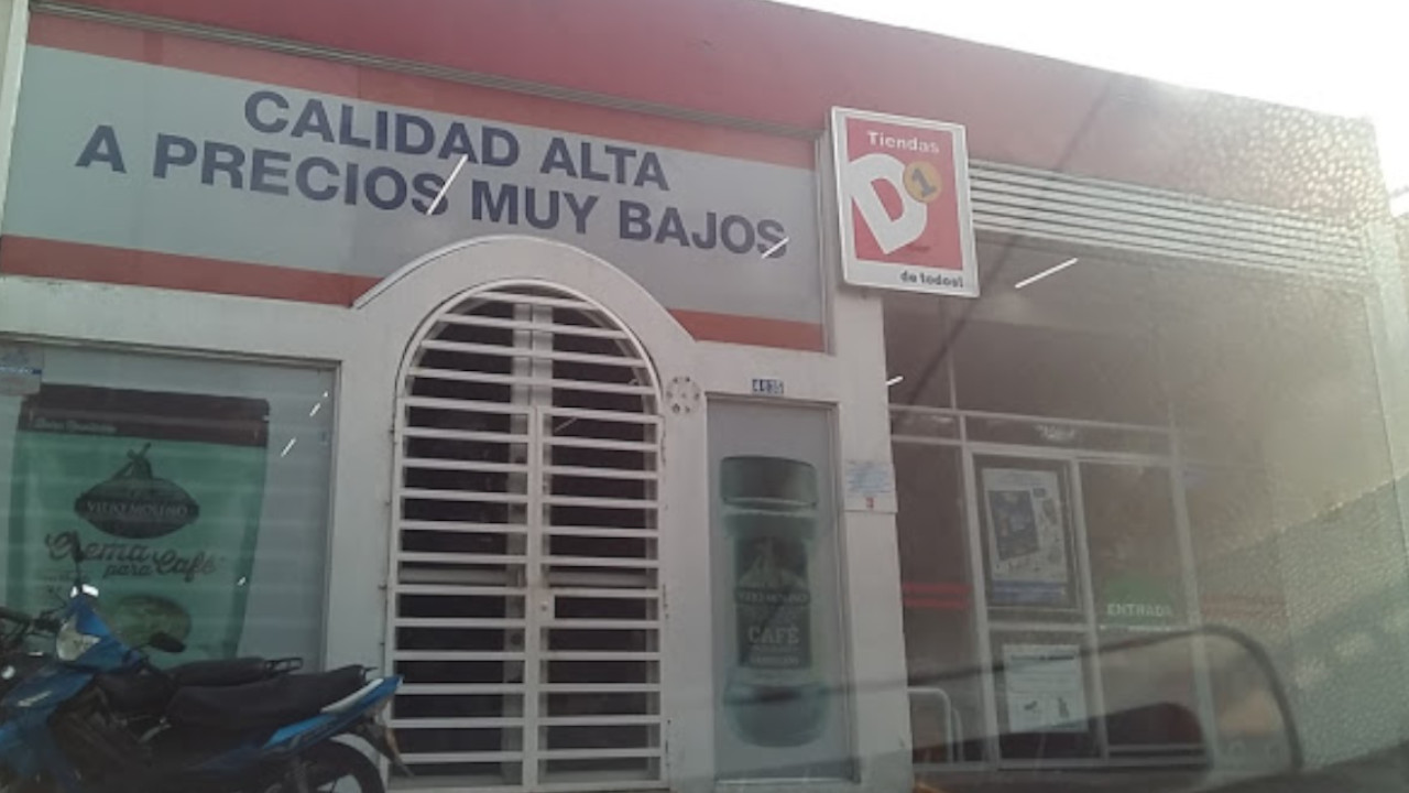 Delincuentes disfrazados de guardias de seguridad robaron un D1