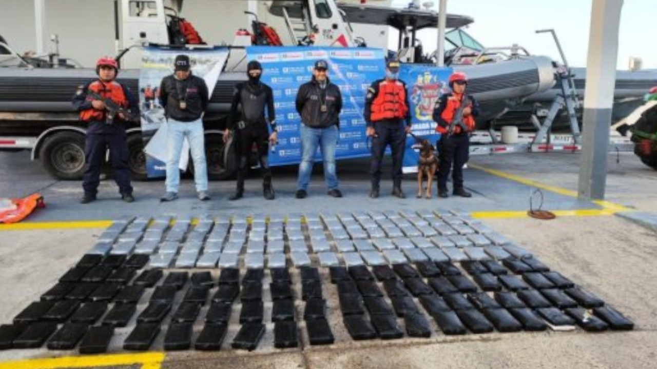 Armada incauta 185 kilogramos de cocaína en Cartagena