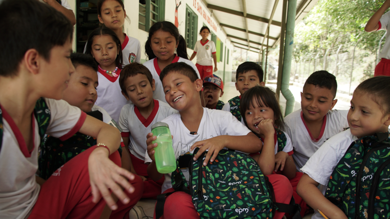 EPM e Hidroituango entregaron útiles a más de 17 mil niños