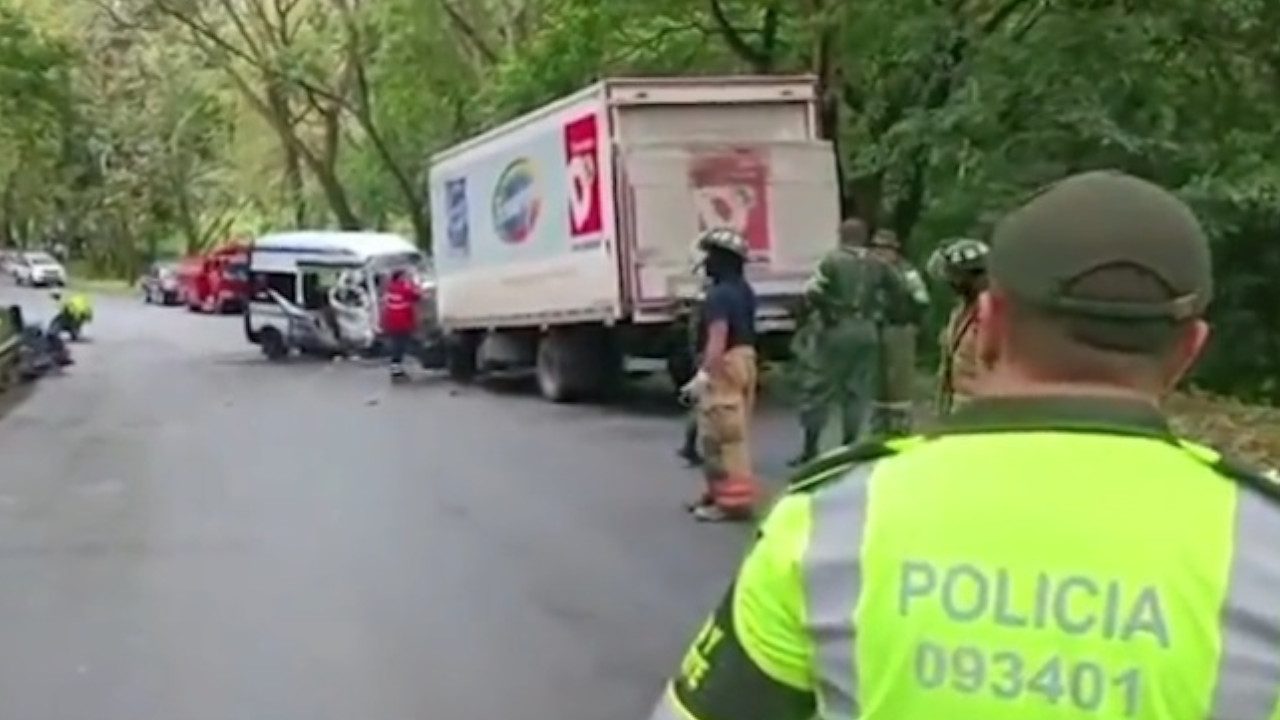 Identifican a cinco de los nueve muertos en accidente de tránsito en Huila