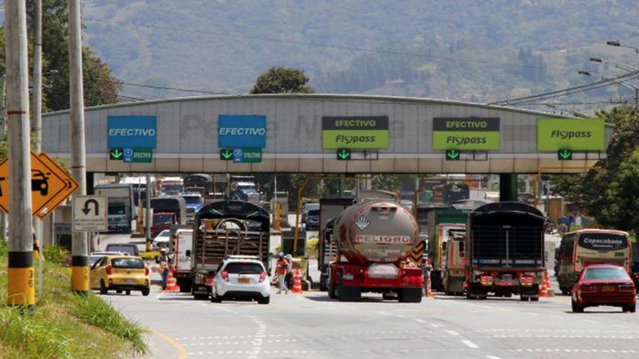 MinTransporte expide decreto que congela tarifas en los 143 peajes a cargo de la ANI e Invías