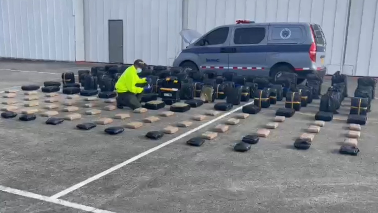 Los detalles del vehículo del INPEC ‘gemeleado’ para transportar marihuana