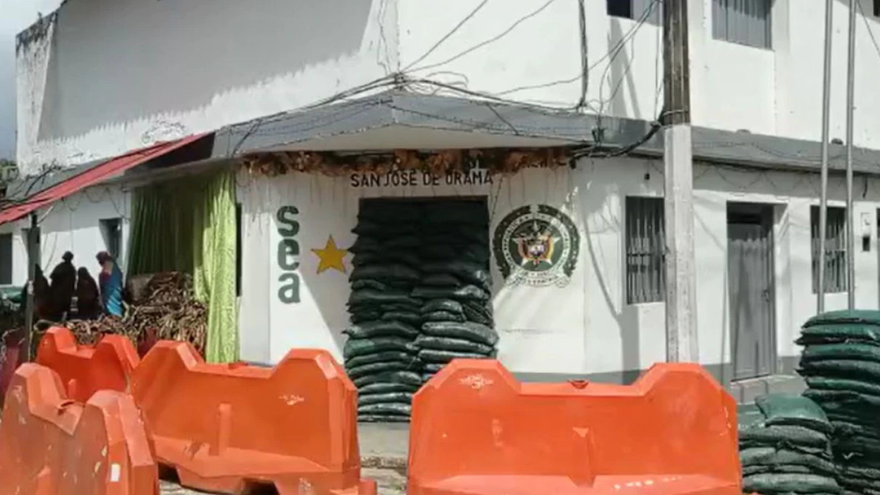 Policías empacaron y abandonaron una subestación de Dabeiba, Antioquia