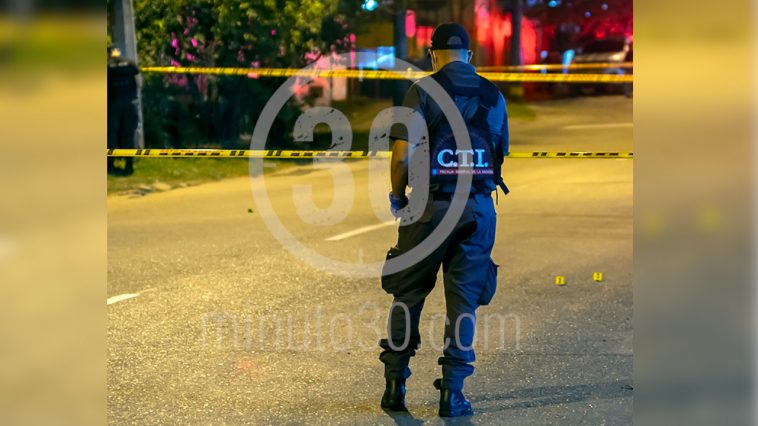 Joven mató a su padrastro en Medellín con una puñalada en el cuello