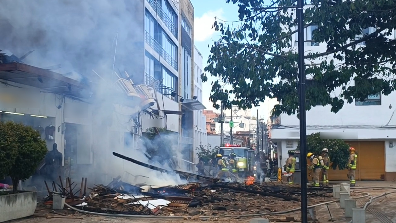 [VIDEO] ¡Lamentable! Siete locales comerciales resultaron afectados por la candela en Rionegro