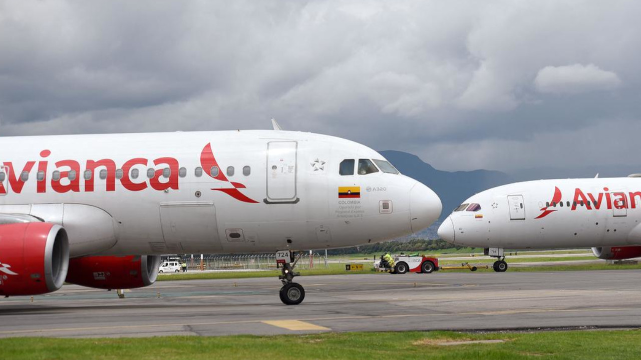 Avión de Avianca que cubría la ruta Medellín-Bogotá y que aterrizaba en El Dorado estuvo cerca de estrellarse con otra aeronave que invadió la pista en el momento del aterrizaje