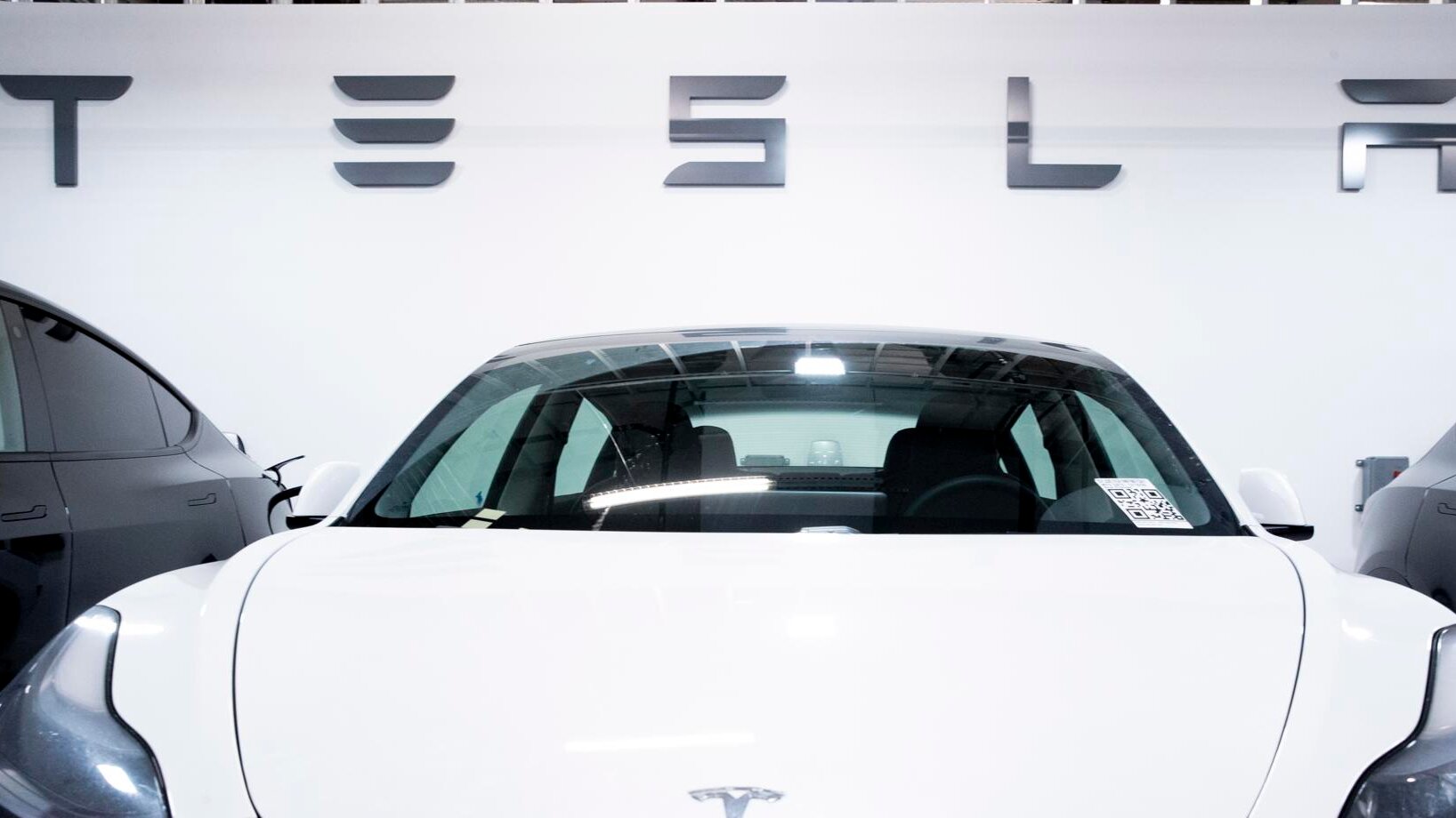 Las acciones de Tesla bajan más del 13 % tras cifras flojas de entregas