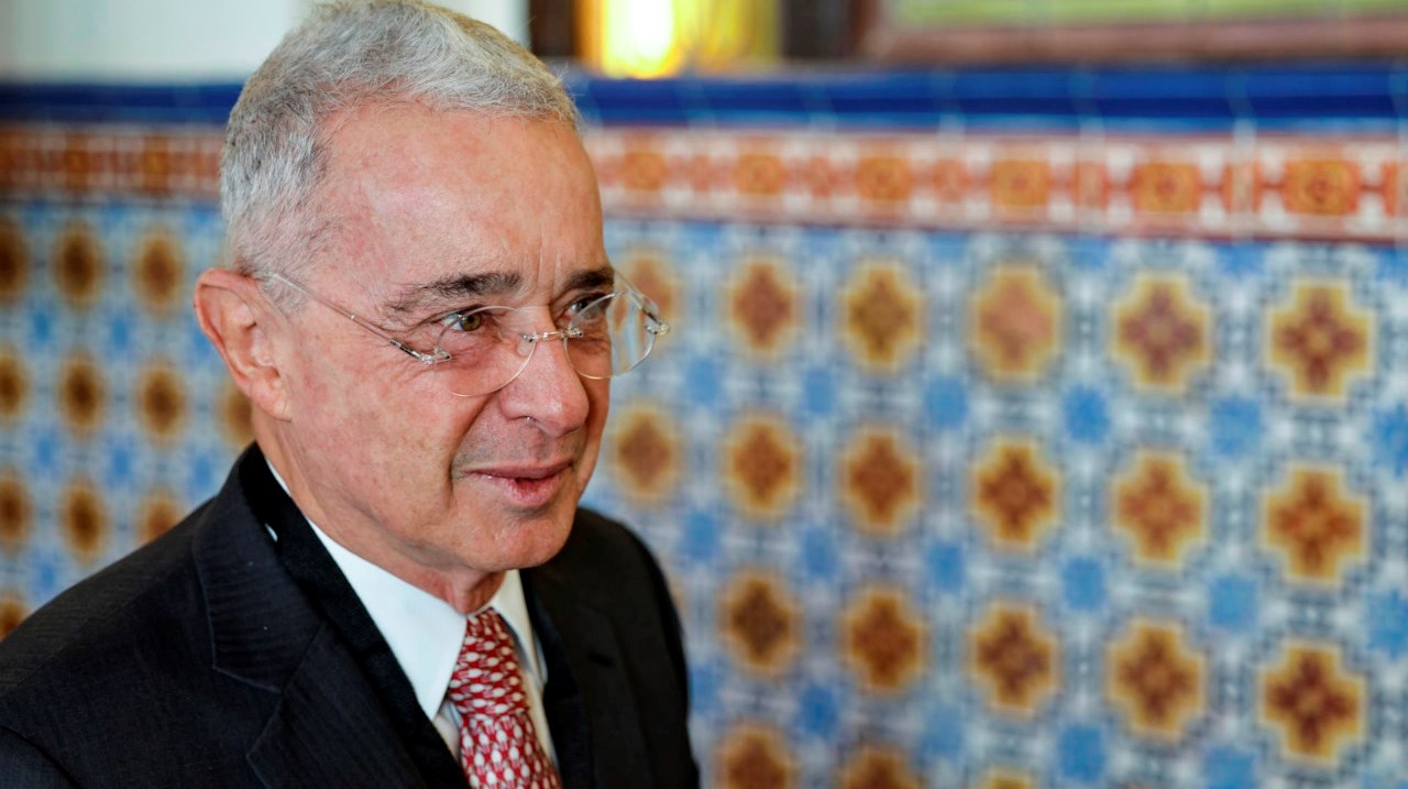 Desde España, Álvaro Uribe participó del inicio de la ‘Vaca’ por las vías de Antioquia