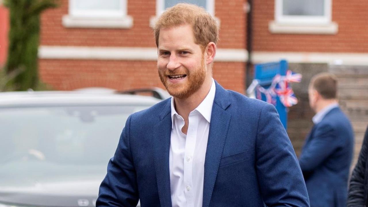 El príncipe Harry afirma que solo lloró una vez por la muerte de su madre